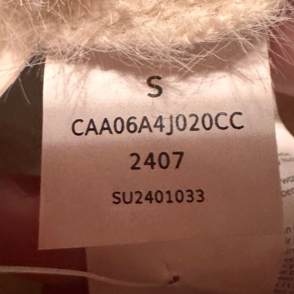 Ivory Off-Shoulder Puff Sleeve Sweater small NWT - Picture 7 of 9